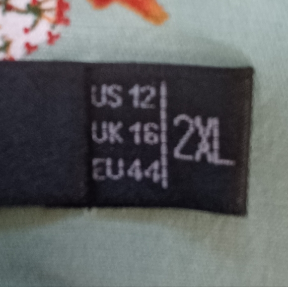 'Vintage' Floral Sleeveless Flare Dress! - Picture 8 of 13